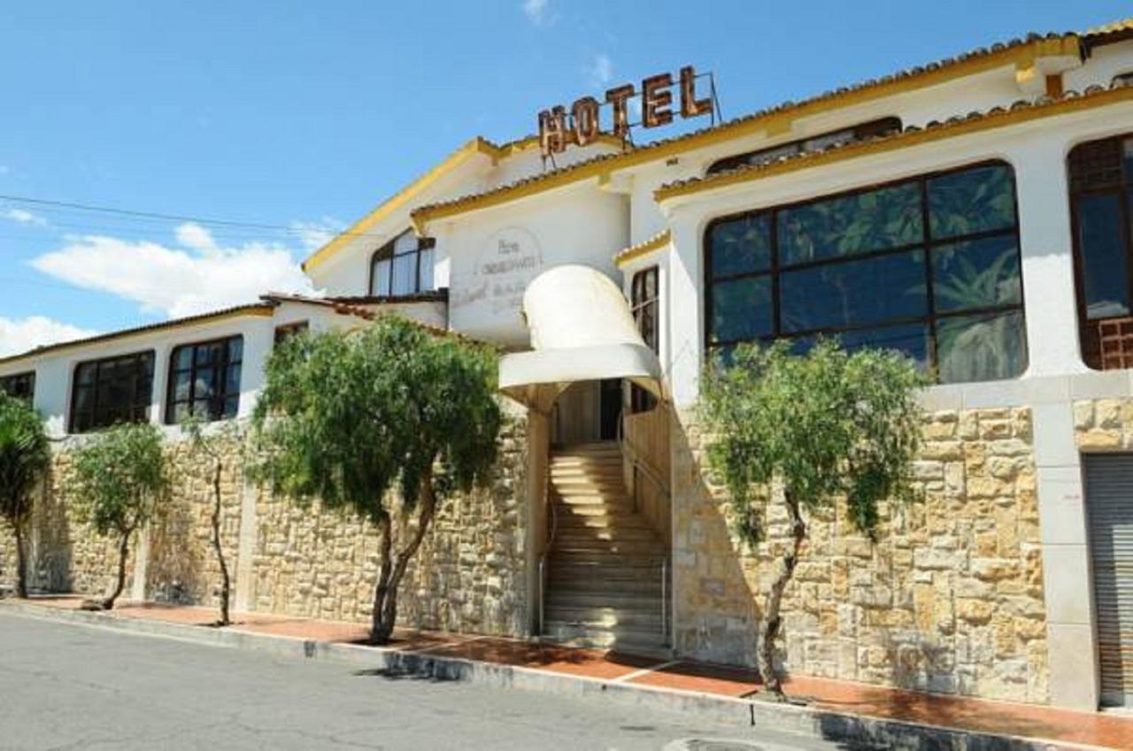 Hotel Chimborazo Internacional ริโอบัมบา ภายนอก รูปภาพ